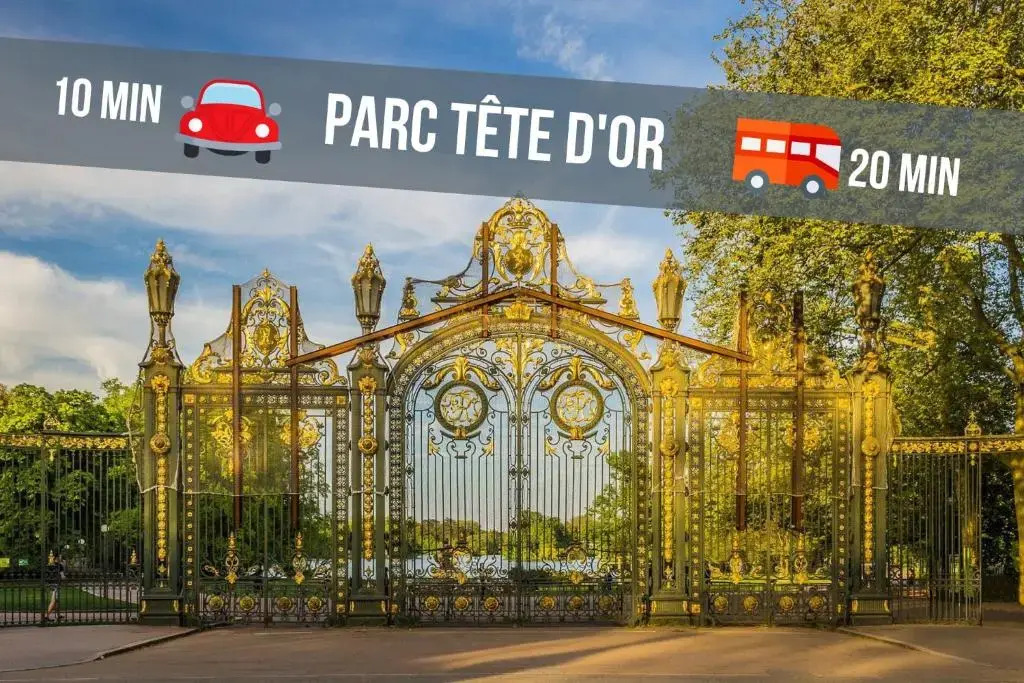 Stop Chez M District