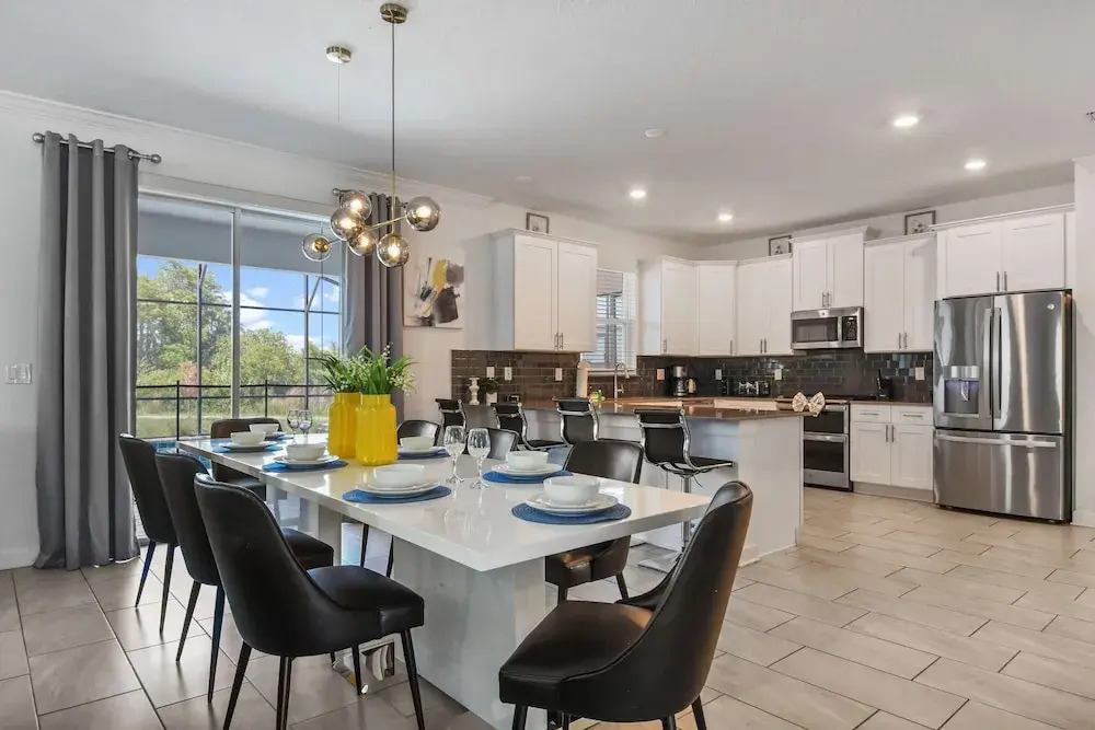 Lake View Cozy Home w/ Pool & Games Near Disney