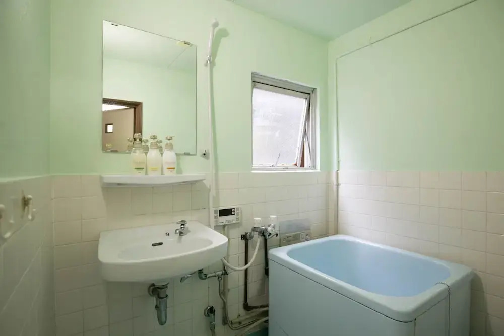 Tenjin Apartment 202