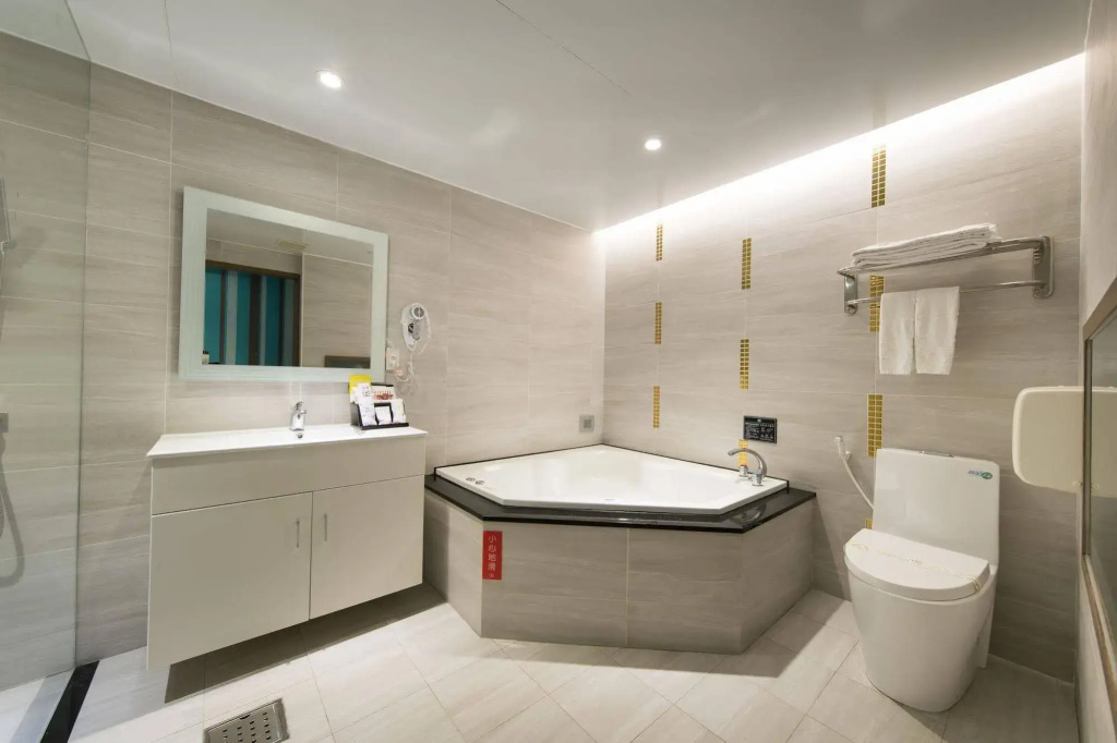 Discovery Motel - Yonghe