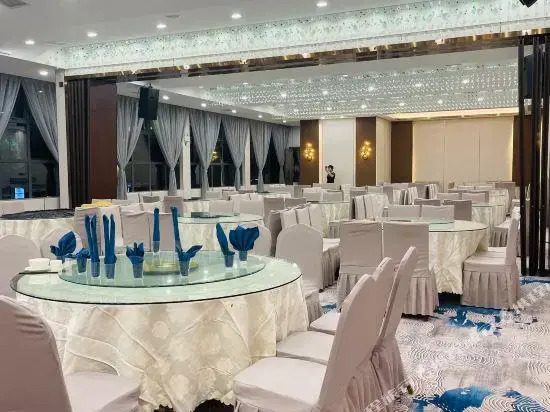 Yongxing Liangshi Hotel