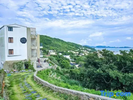 Shengwu Hai Homestay (Bianjiao Colorful Village Viewing Platform Branch)