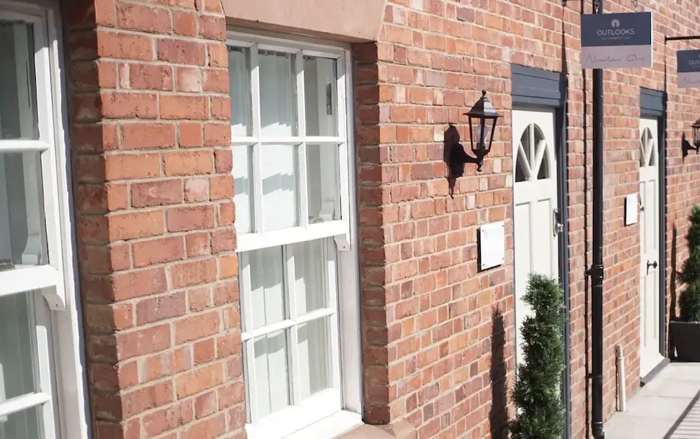 The Gathering Chester 3 Sleeps 14 Very Close to City Centre Racecourse Within Walls