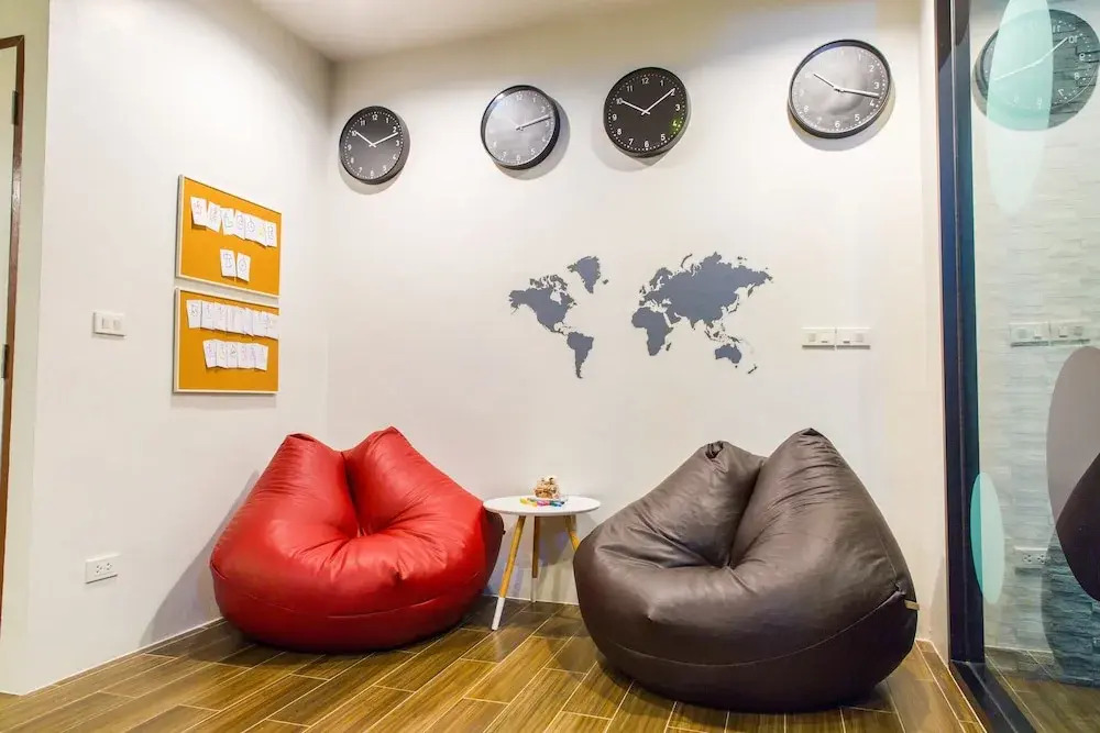 Sleep Lizm Hostel - Adults Only
