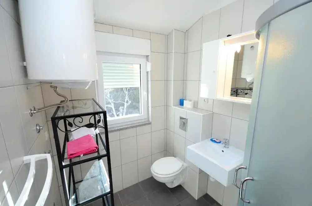 A7 - apt With 2 Balconies, 5 min Walking to Beach
