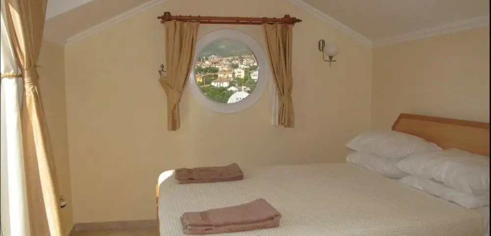 Villa TH20 by JoyLettings