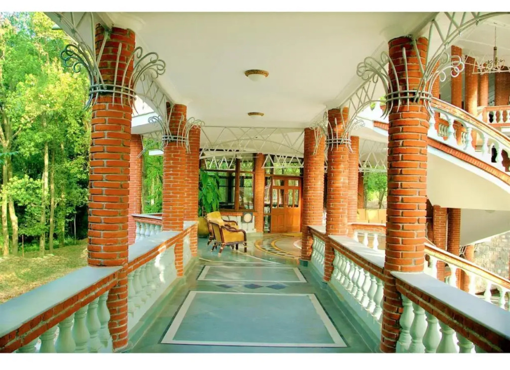 WelcomHeritage Taragarh Palace