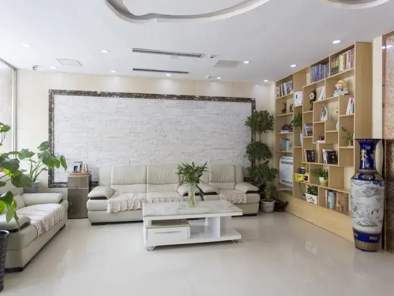 Shell Hotel Kaifeng Xiangfu District Bus Station