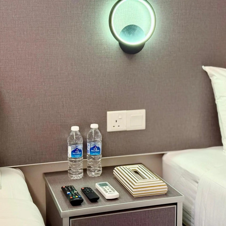 OYO 44043 First Garden Hotel
