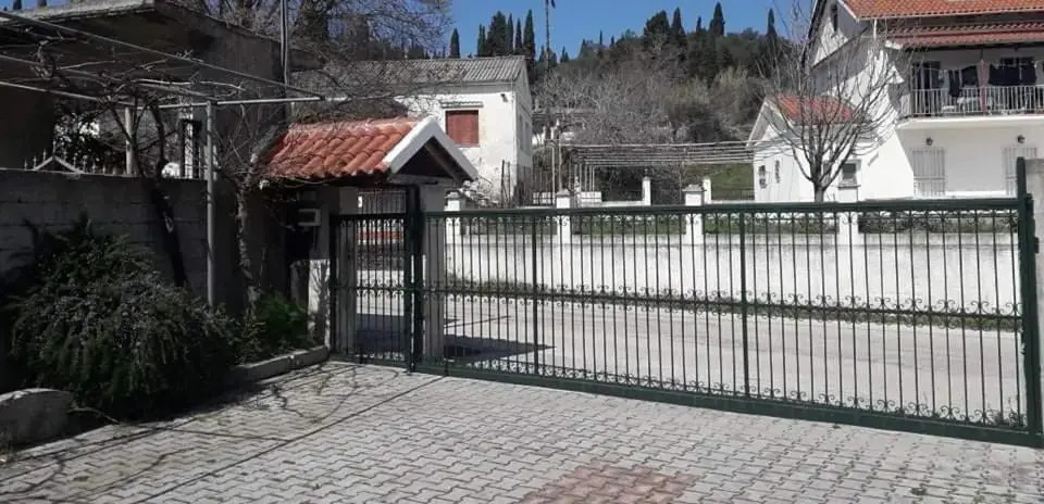 Elena's and Evie's apartment