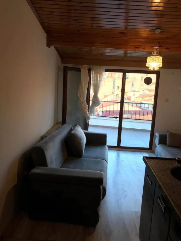Akdemir House