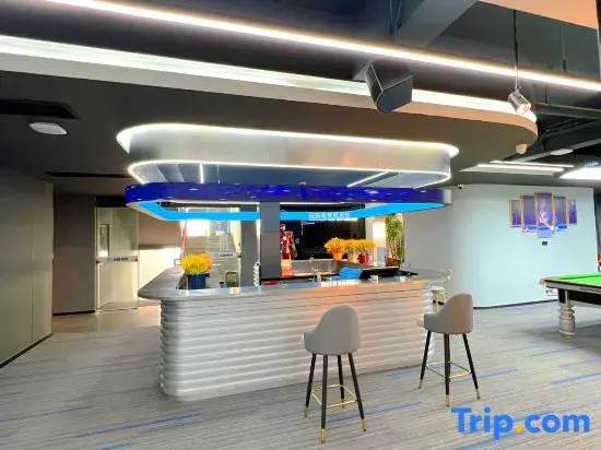 WACE Wansi E-sports Homestay (Ningbo Luotuo)