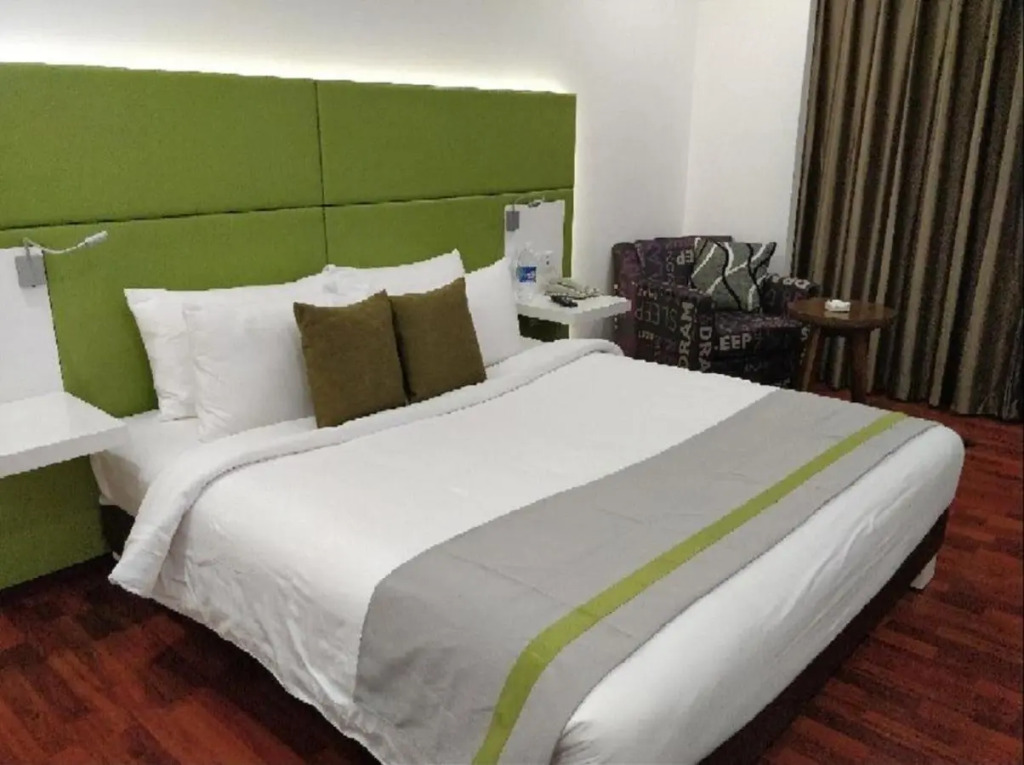 Lemon Tree Hotel, Banjara Hills, Hyderabad