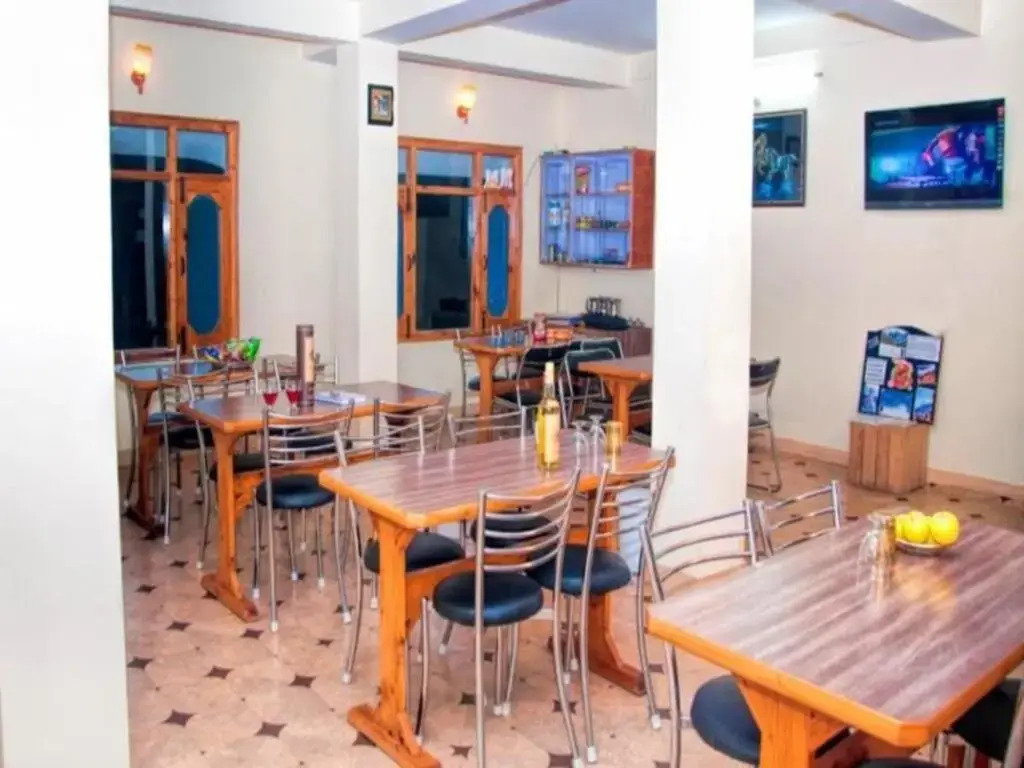 Aditya Home Stay by FabHotels