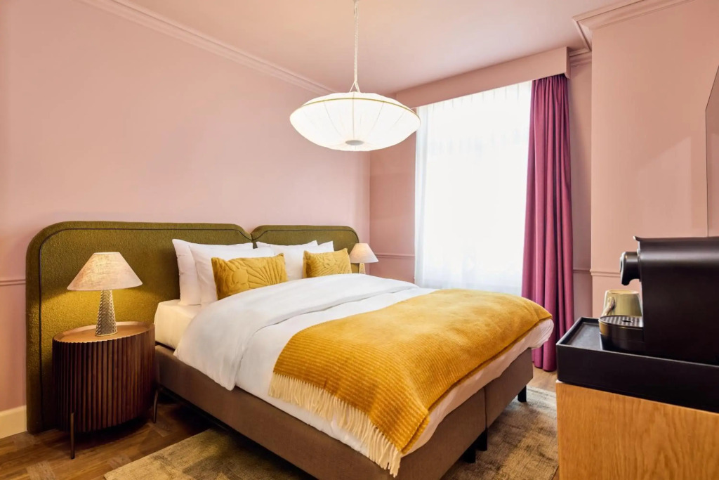 ARQ Paleis Hotel