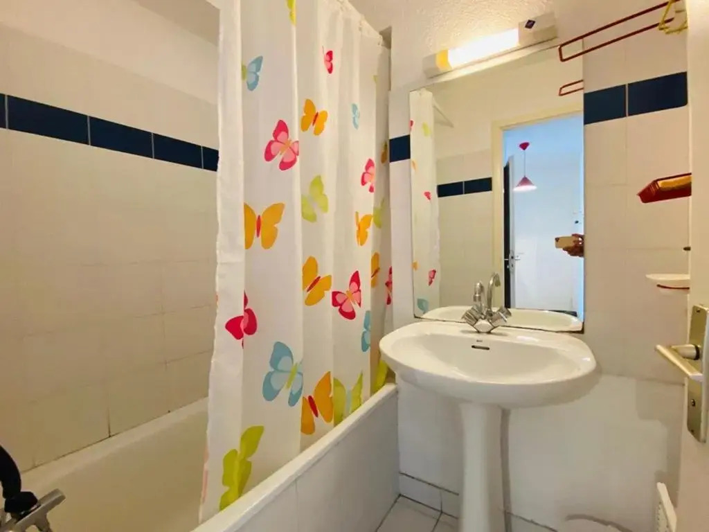 Appartement Carnac, 3 pièces, 4 personnes - FR-1-377-14
