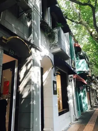 Old French Concession Old Lane Loft House