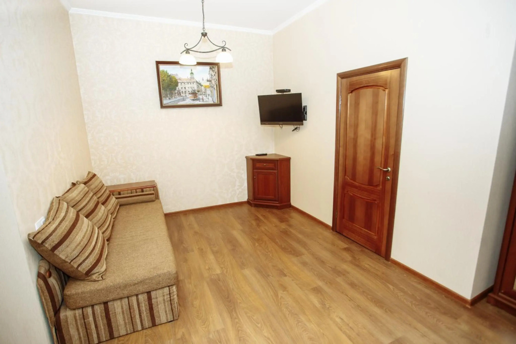 Apartment near Museum