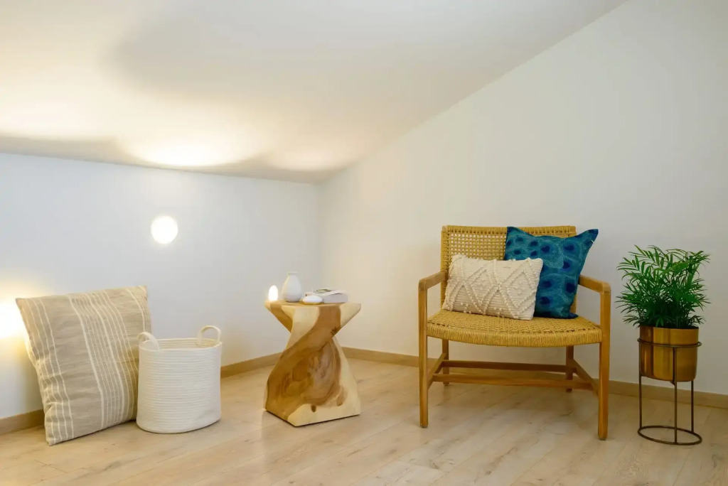 KALOS LUXURY HOMES, BEACHSIDE EXPERIENCE VOULISMA