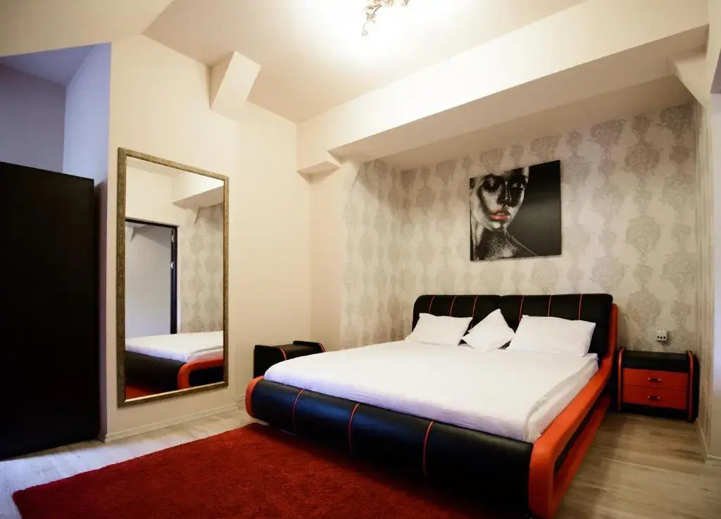 Cetate Residence