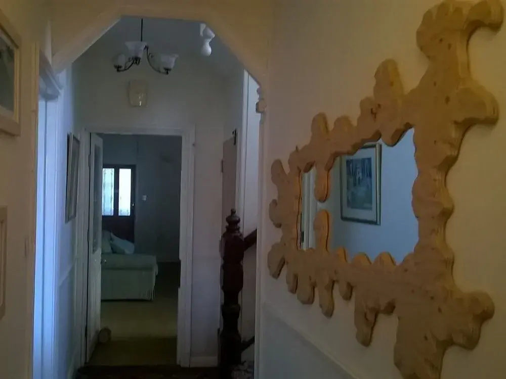 Ravensbury Hotel