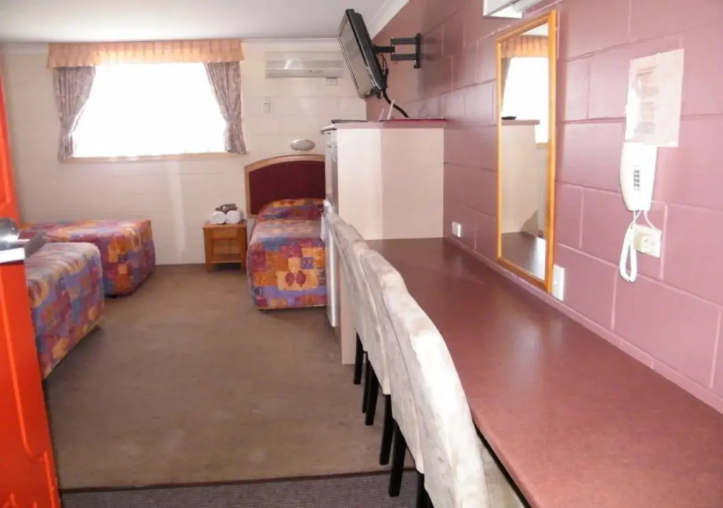 Clansman Motel