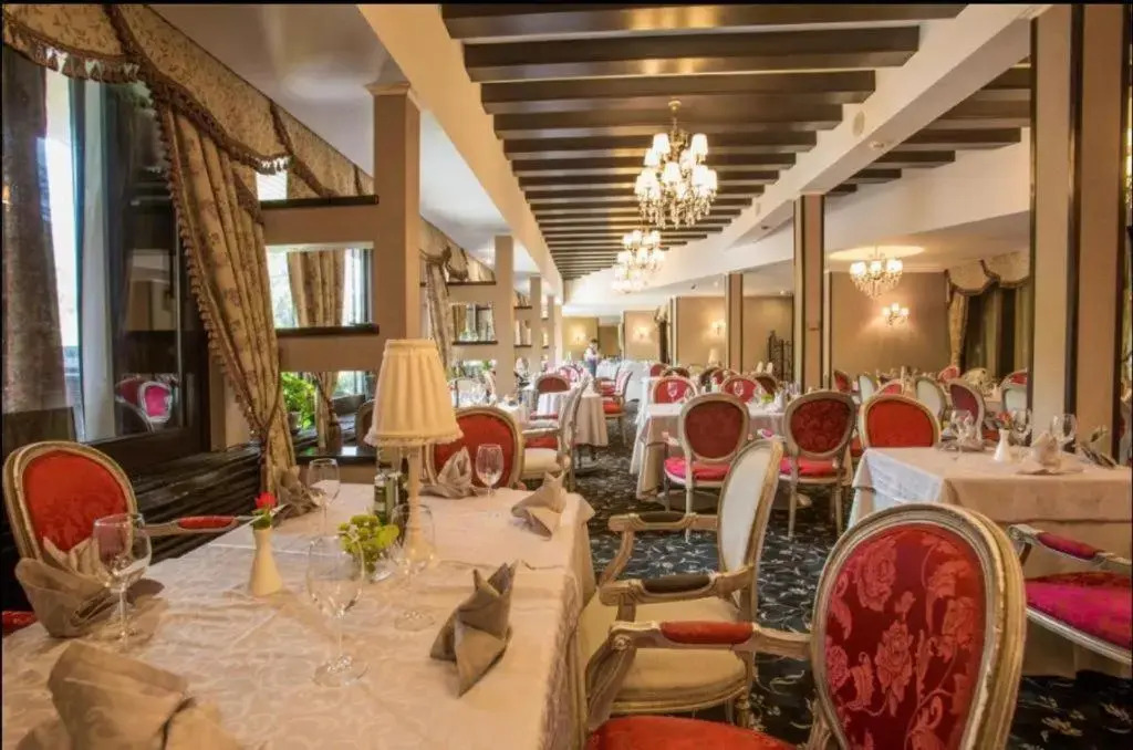 Alpin Resort Hotel - Apartamentele 2403-2404- proprietate administrata de gazda privata