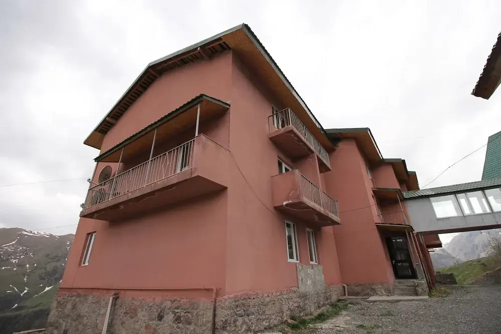 Gudauri Freerider Hotel