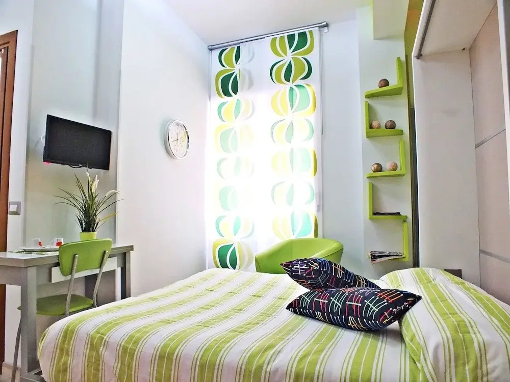 Blaserna House "in the Heart of Shopping in Roma"