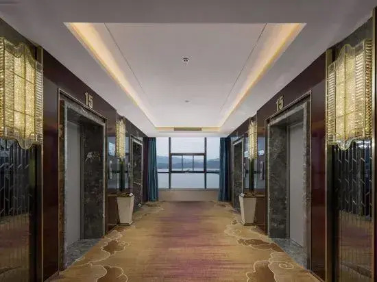 Yibang Peninsula Hotel