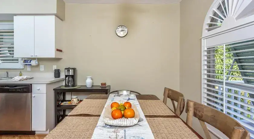 LaCasa on Mango