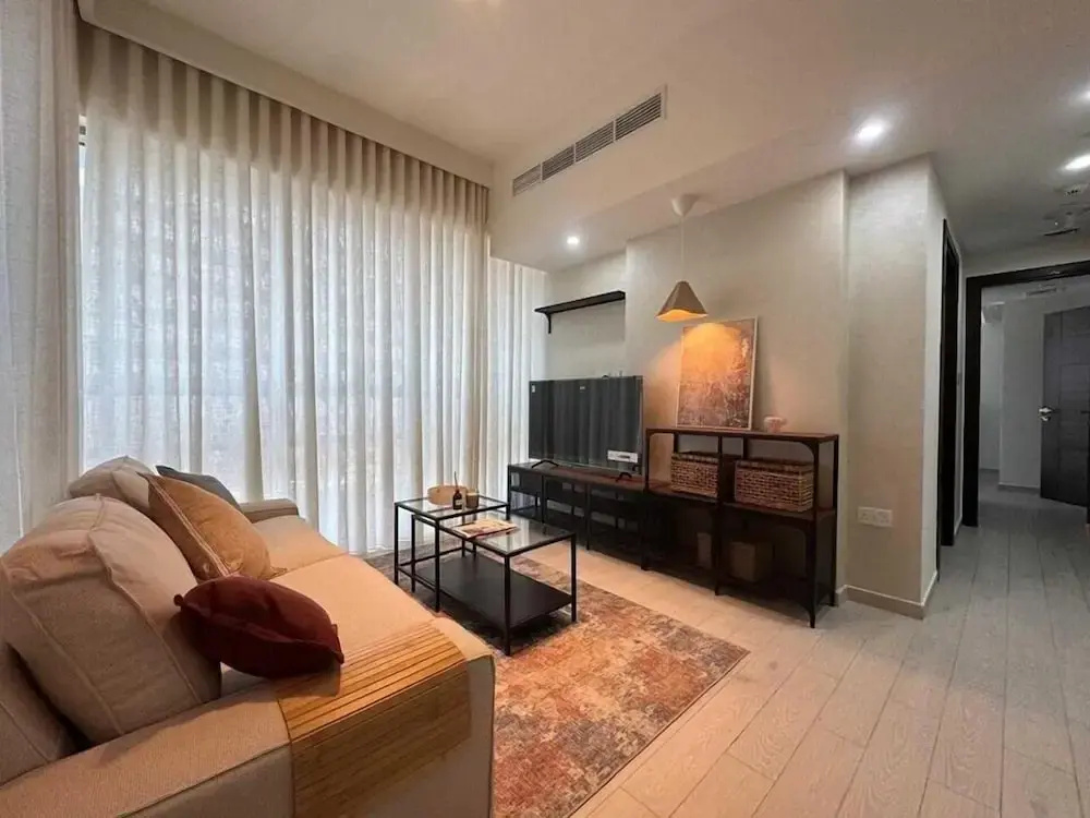 Luxury 1-bedroom fully furnished Lifeline apartment