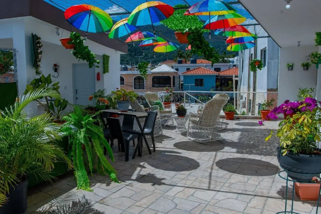 Royal Terrace King Iv