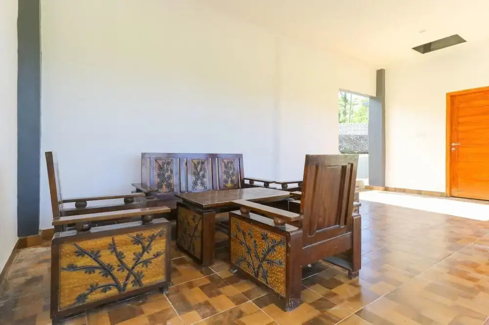 Artaloka Hotel & Restaurant