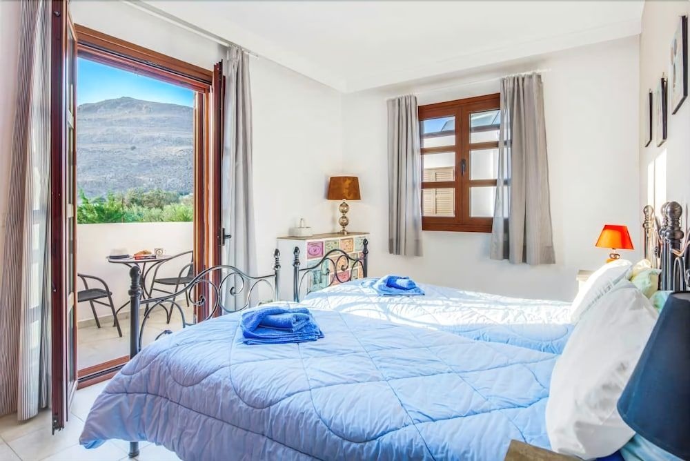 Lindos Sapphire
