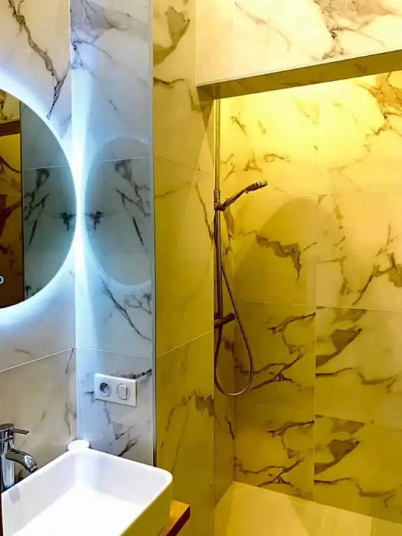 monaco, CHAMBRE LUXE, à 250M casino