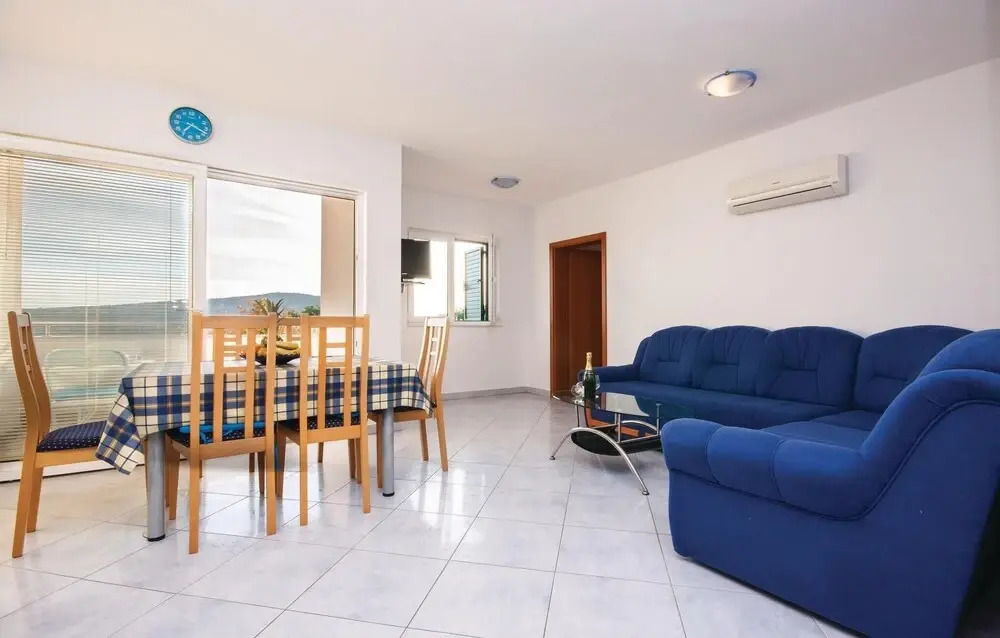 Stunning Home in Primosten With Wifi and 2 Bedrooms