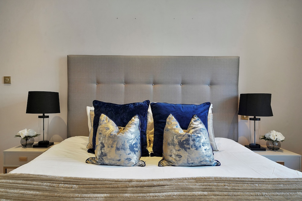 Hertford Flat 13