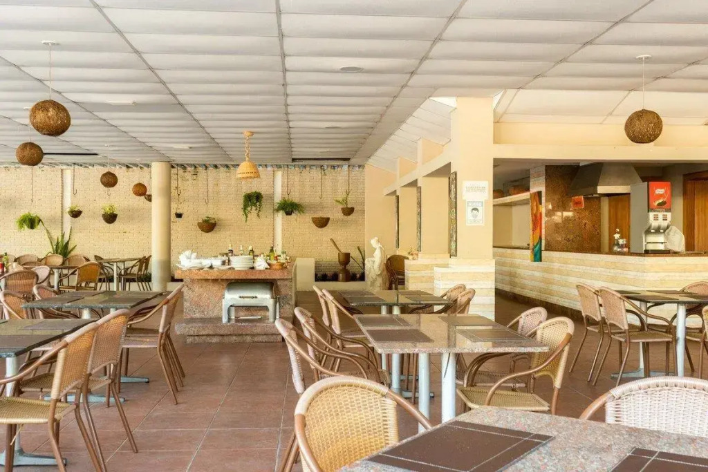 Apartamento Luxo no Beach Class Resort Muro Alto 3204