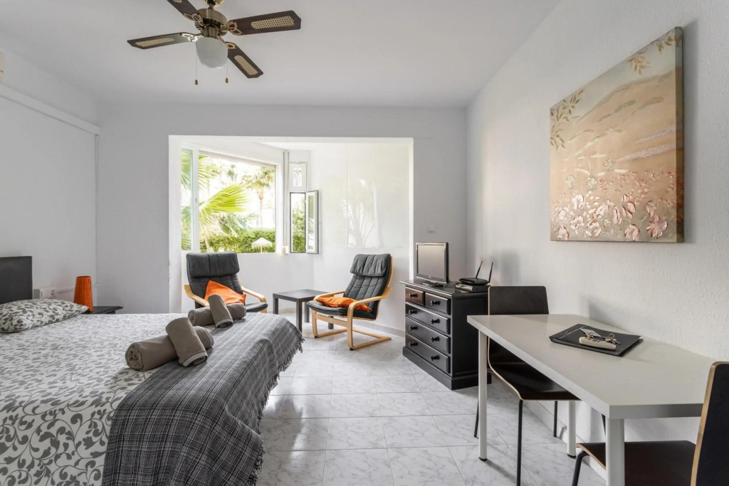 Comfortable Studio Apt