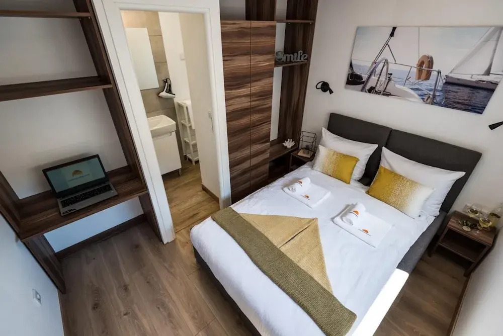 Mobile Home Pirovac 32