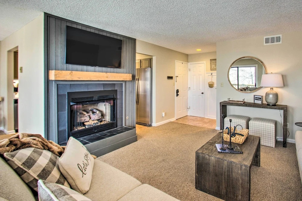 Wintergreen Resort Condo: Walk to Ski Lift!