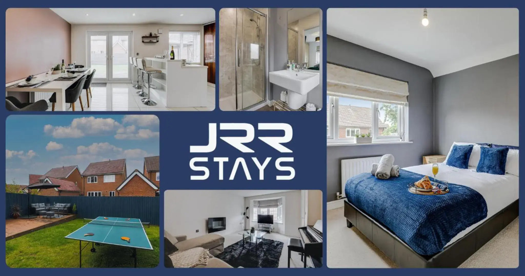 JRR Stays - Chorley - 3 Bed House with Hot Tub