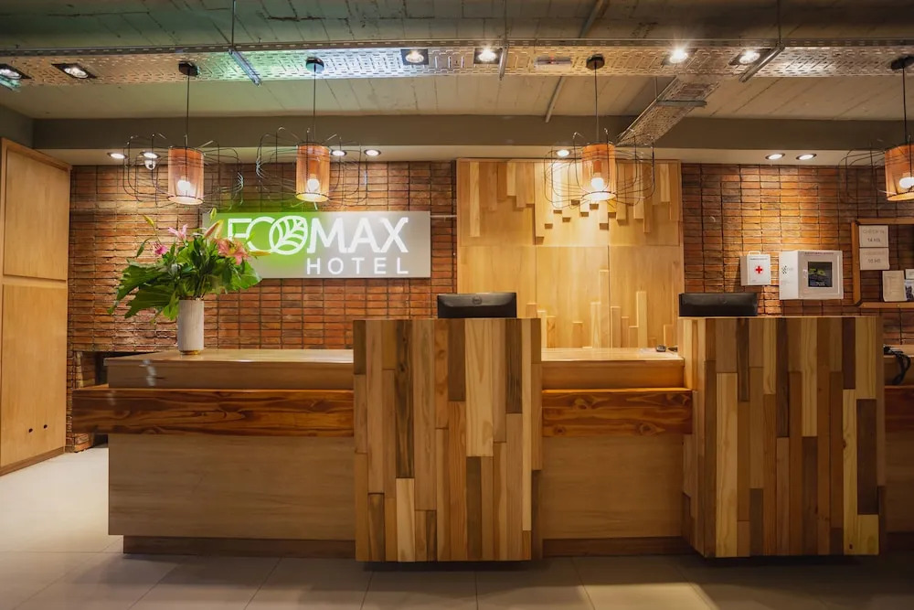 Hotel Eco Max