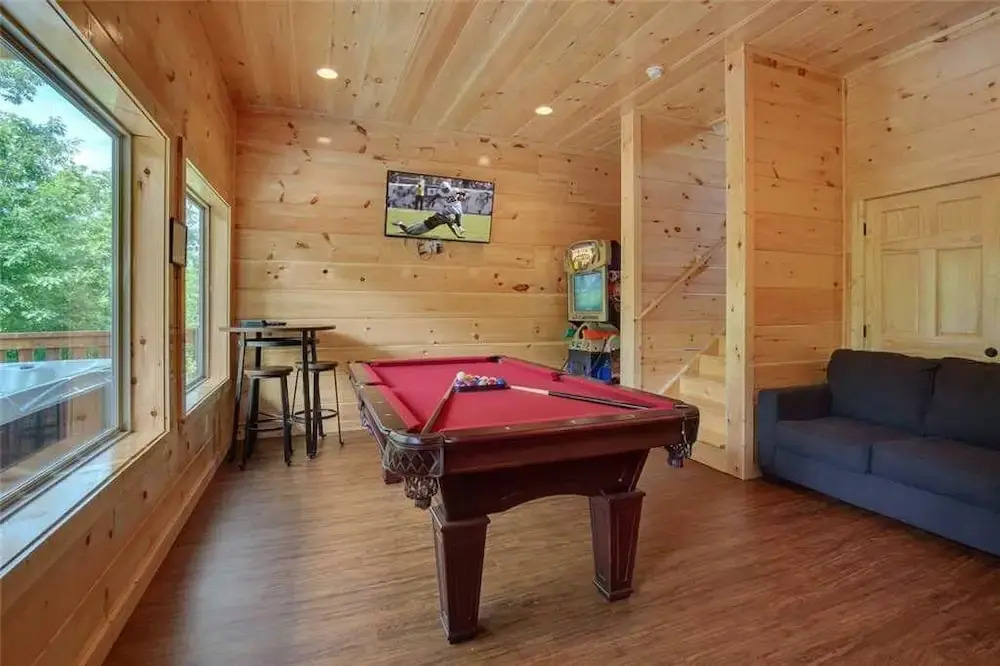 Splash of Moonshine - Two Bedroom Cabin