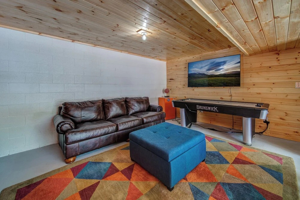 Lonestar Lodge