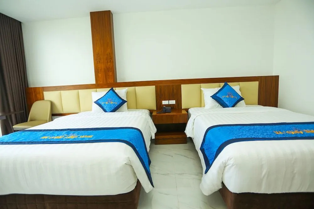 Hạ Long Land Hotel