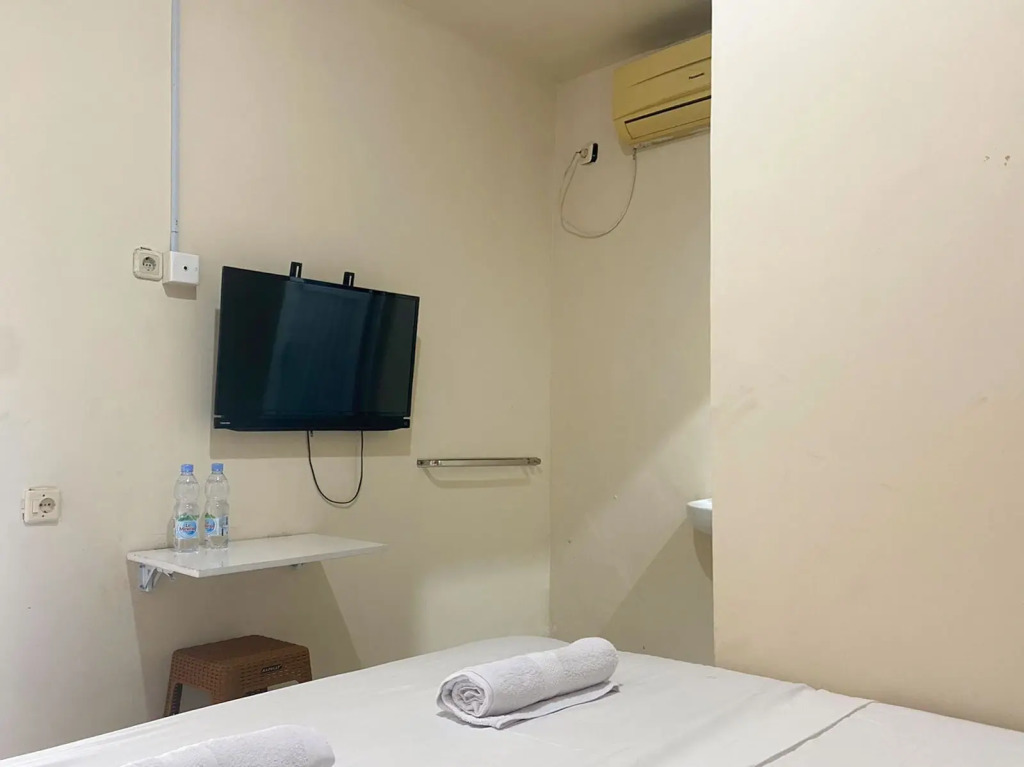 CK Homestay Syariah near Lippo Plaza Jambi Mitra RedDoorz
