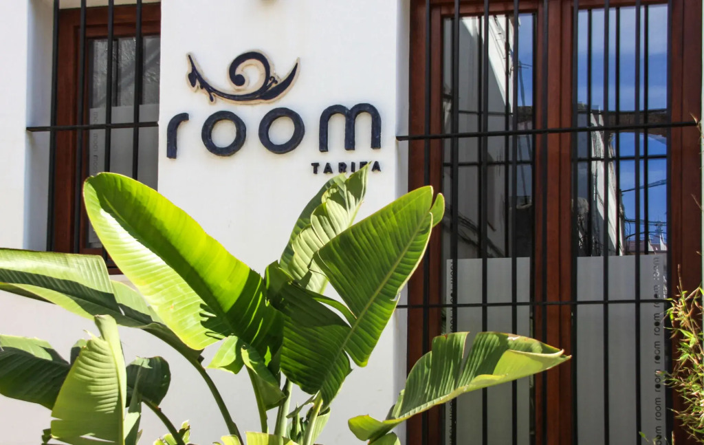 Room Tarifa