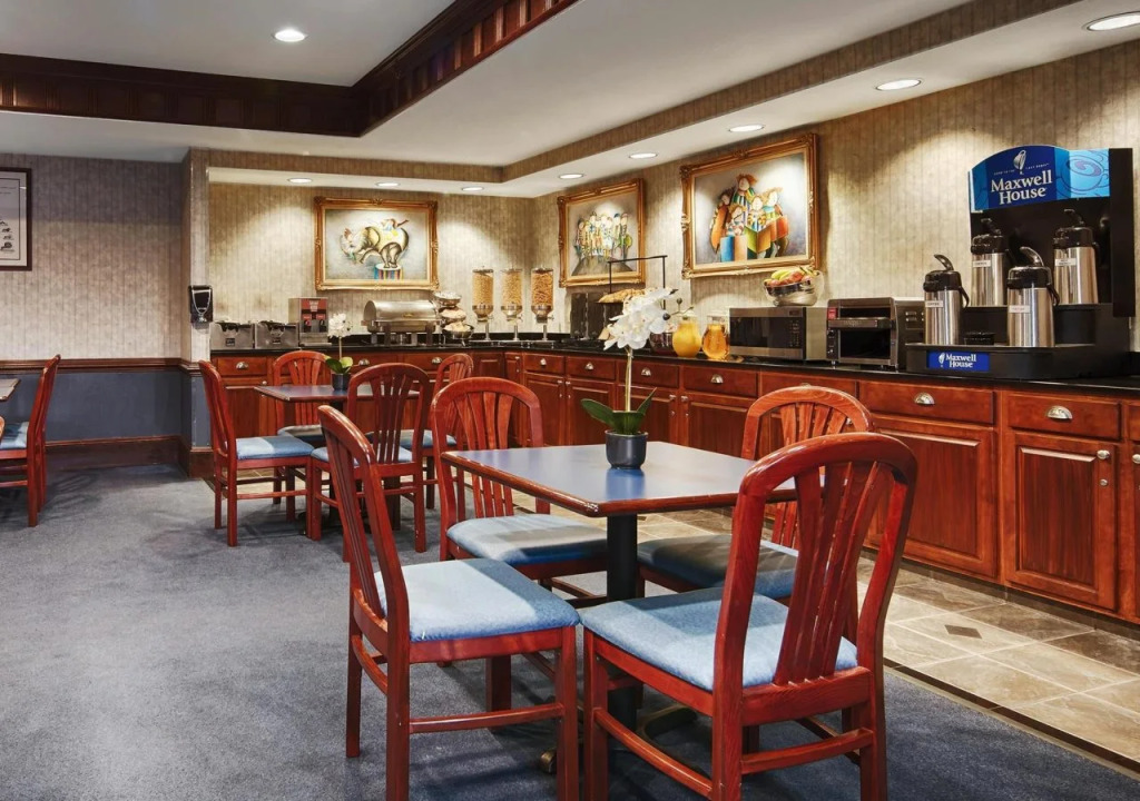 Homestead Lodge Apart Hotel